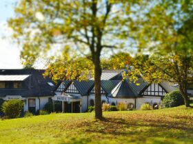 Weihnachten 2025  4 ÜF im Hotel Bellevue Spa & Resort Reiterhof Wirsberg | Oberfranken