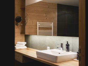 4+1 Sommer-Special im Holzhotel in Leogang inkl. Bio Kulinarik