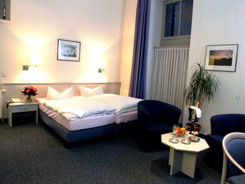 Bild 14 von 27