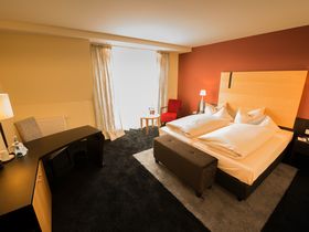 Thermen Kurztrip- 2 Tage mit Candle-Light-Dinner & Badewelt Sinsheim