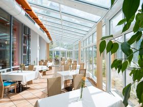 Thermen Kurztrip- 2 Tage mit Candle-Light-Dinner & Badewelt Sinsheim