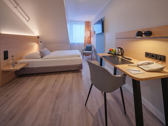 Bild 10 von 28