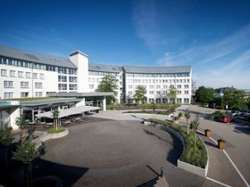 Eine Nacht in dieser Stadt! Willkommen im Ramada by Wyndham Dresden 