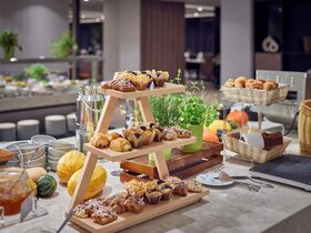 Kunst in Hannover: Niki.Kusama.Murakami inkl. Abendessen