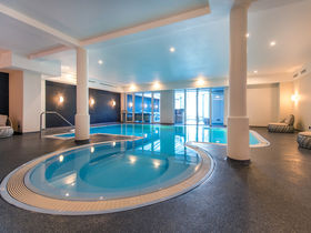 Midweek Girlfriends an der Mosel inkl. Abendessen und Wellness 2025