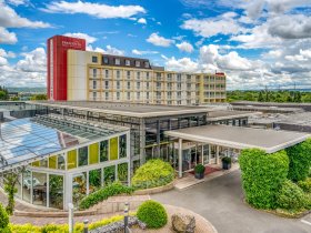 Silvesterknaller im Freizeit In inkl. Dinner Abend und Abendessen  - 3 Nächte / 4 Tage