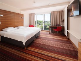 Silvesterknaller im Freizeit In inkl. Dinner Abend und Abendessen  - 3 Nächte / 4 Tage