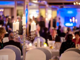 Silvesterknaller im Freizeit In inkl. Dinner Abend und Abendessen  - 3 Nächte / 4 Tage