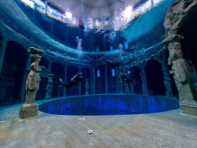 STAY & DIVE S -  2 Tage einfach mal abtauchen im Dive4Life Indoor-Tauchcenter Rheinland 