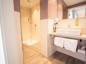 Freundinnen unter sich inkl. Massage in Franken