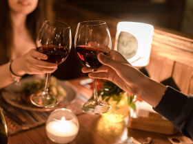 1 x Kuscheln in Bonn inkl. Candlelight-Dinner | 2 Tage 