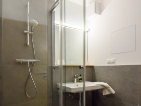 Kurztrip Rostock – 2 Nächte direkt an Stadthalle & Hauptbahnhof