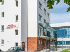Kurztrip Rostock – 2 Nächte direkt an Stadthalle & Hauptbahnhof