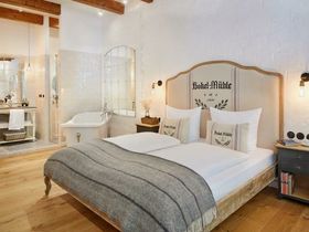  3  Verwöhn Tage inkl. 1 x Dinner vor den Toren Hamburgs