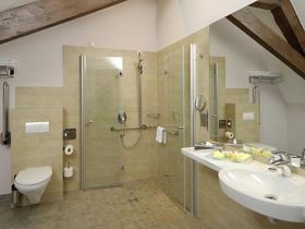 3 Tage E-Bike Auszeit im Grünen – rund um Schloss Gehrden 