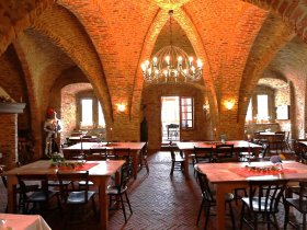 Nur die Liebe zählt (am Niederrhein)! Burgromantik in den historischen Mauern der Wasserburg