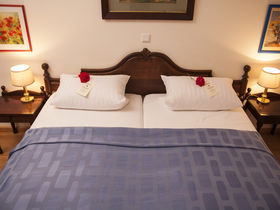 Nur die Liebe zählt (am Niederrhein)! Burgromantik in den historischen Mauern der Wasserburg