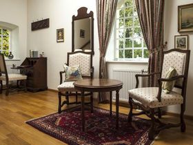 Nur die Liebe zählt (am Niederrhein)! Burgromantik in den historischen Mauern der Wasserburg