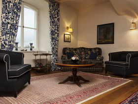 Nur die Liebe zählt (am Niederrhein)! Burgromantik in den historischen Mauern der Wasserburg