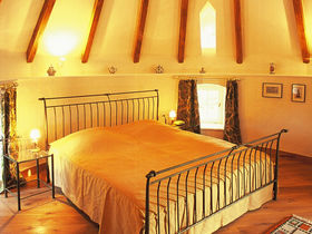 Nur die Liebe zählt (am Niederrhein)! Burgromantik in den historischen Mauern der Wasserburg