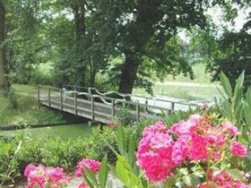 Nur die Liebe zählt (am Niederrhein)! Burgromantik in den historischen Mauern der Wasserburg
