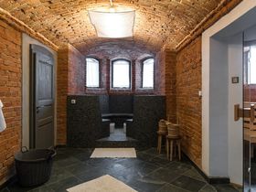 Kurzurlaub im Mecklenburger Schloss nahe Wismar zum Frühlingsstart -Schneeglöckchentage