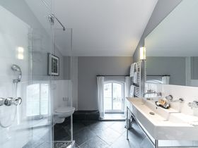 Kurzurlaub im Mecklenburger Schloss nahe Wismar -Schloss-Entdecker