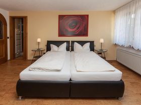 KRONE Silvesterpauschale inkl. Tanz & Livemusik uvm.