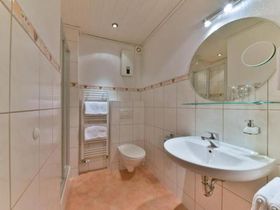 KRONE Silvesterpauschale inkl. Tanz & Livemusik uvm.