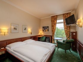 Bettgeflüster - 2 romantische Nächte in Berlin inkl. Candle-Light-Dinner