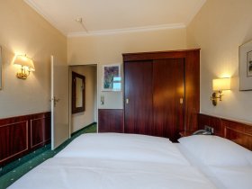 Bettgeflüster - 2 romantische Nächte in Berlin inkl. Candle-Light-Dinner