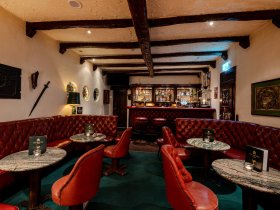 Bettgeflüster - 2 romantische Nächte in Berlin inkl. Candle-Light-Dinner