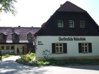 Auszeit im Wald- Romantik & Schlosszauber in Moritzburg – Kutschfahrt, Champagner & Genuss