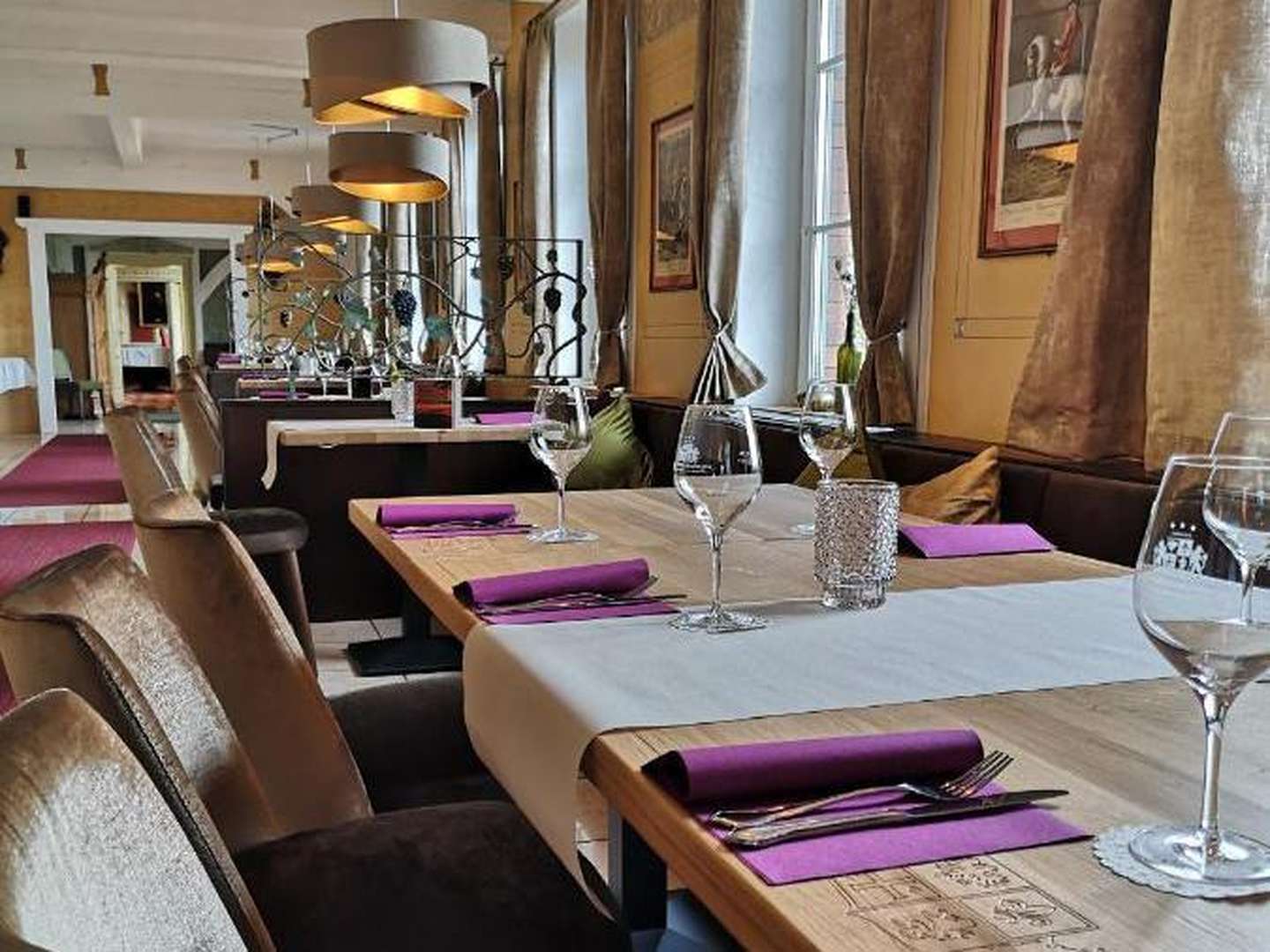 Love is in the air - Würzburg für Verliebte incl. Candle-Light-Dinner 2