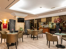 Taunus Therme Deluxe | 4 Tage Wellness in Frankfurt