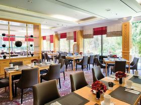 Taunus Therme Deluxe | 4 Tage Wellness in Frankfurt