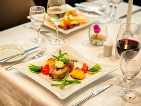 Taunus Therme Deluxe | 4 Tage Wellness in Frankfurt