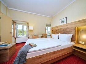 Silvesterzauber mit Gala-Dinner in Zinnowitz