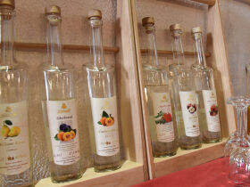 AllerlEi-Österliches Spielzeugdorf inkl. Halbpension