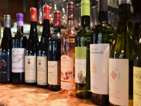 AllerlEi-Österliches Spielzeugdorf inkl. Halbpension