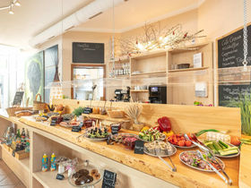 MÄDELS Trip 4 Tage I Wellness & Party auf Usedom