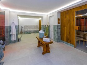 Champagner-Träume - Genießerurlaub in Lübeck