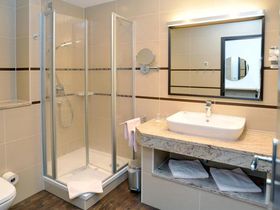 4 Tage winterlicher Kurzurlaub - Auszeit auf dem Kahn 