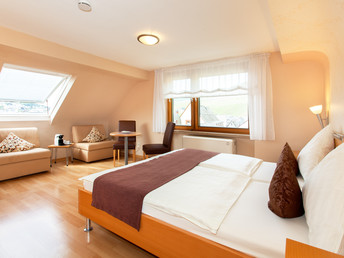 Bild 7 von 28