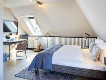 Bild 17 von 27