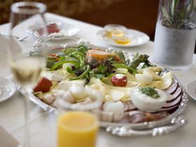 Wine.Special in der Wachau inkl. 7-Gang-Degustationsmenü, Massage & Schnapsverkostung | 2 Nächte