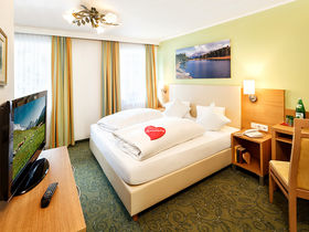 WeihnachtsZAUBER | inkl. Festmenü und traditioneller Feier | 5 Nächte