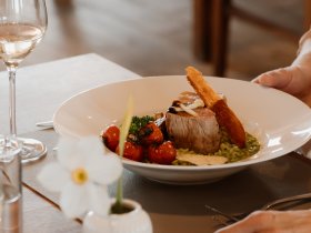 Hundeglück im Eisenberg 3 Tage 2 Nächte, Halbpension, Nachmittagssnack, Hundefreundlich 