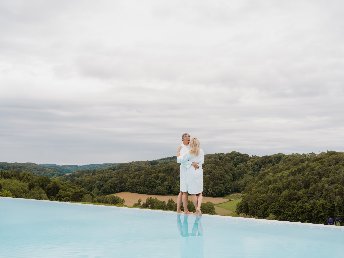 Natürlich Juli – Natürlich Eisenberg 3 Tage 2 Nächte, Frühstück, Abendessen, Panorama Pool. 