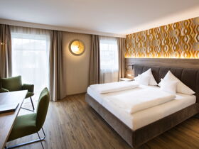  Silvester in Salzburg inkl. Glühweinumtrunk & Neujahrsfrühstück | 4 Nächte